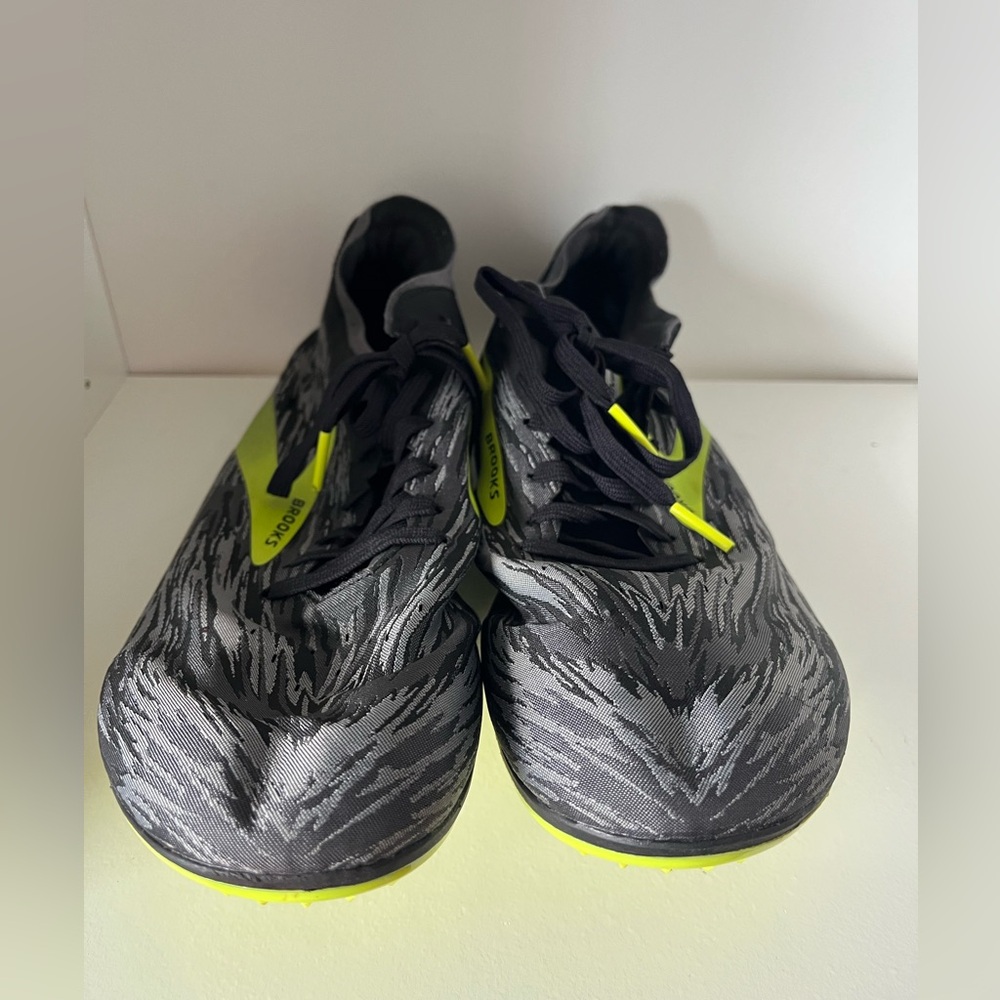 Brooks ELMN8 v5 unisex track spikes size 8 - Picture 10 of 10